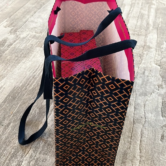 Tory Burch empty bag and shoe box - Picture 5 of 6